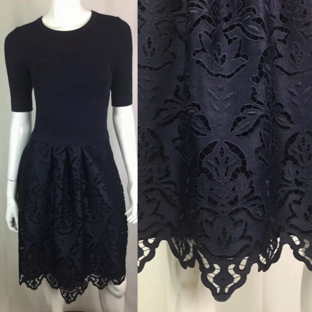ANN TAYLOR Mixed Media Lace Scalloped Fit n Flare Sweater Dress Medium Petite